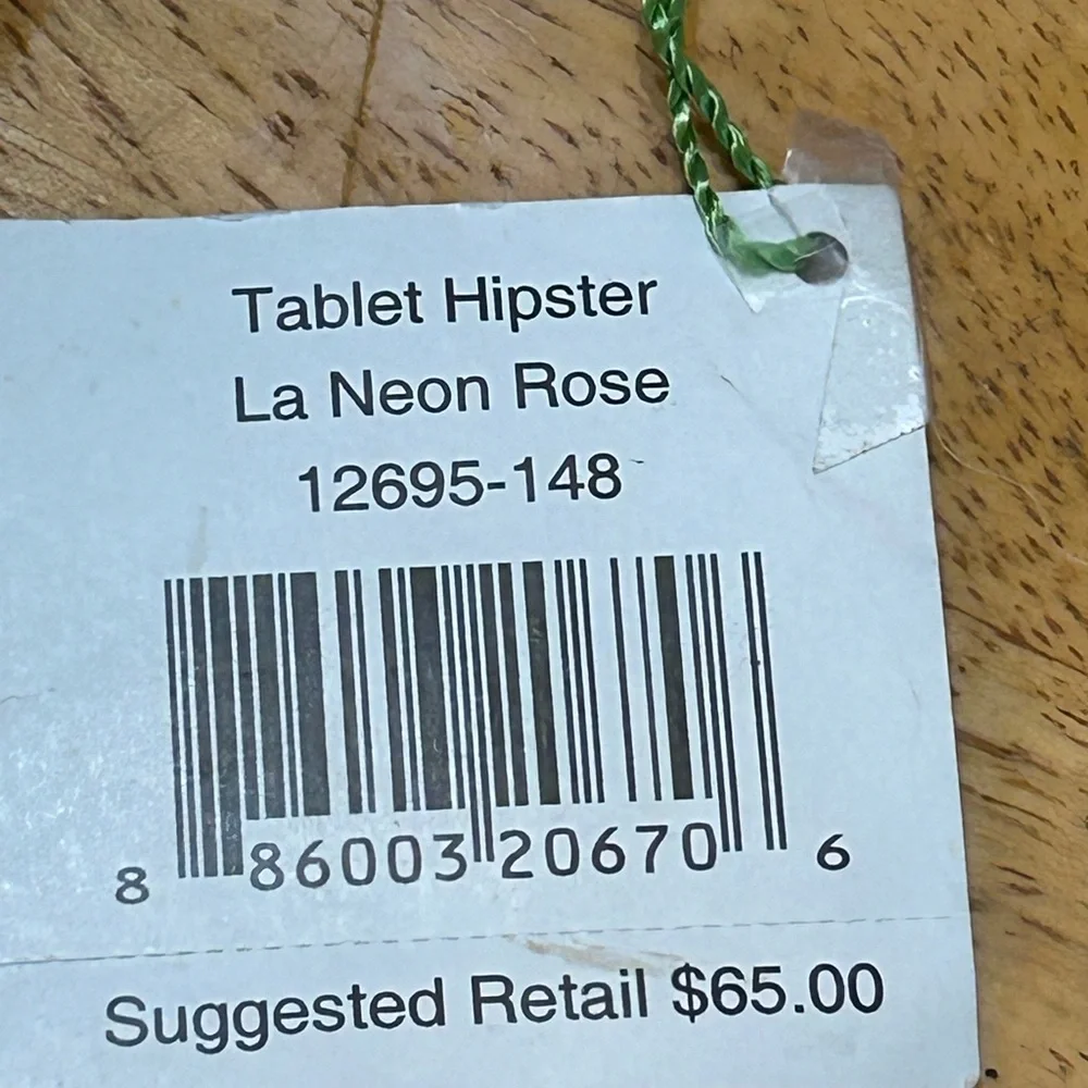 NWT- Vera Bradley Tablet Hipster crossbody bag in the "La Neon Rose" pattern. - Picture 13 of 15